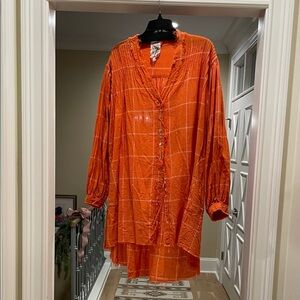 Amano by Lorena Laing Vibrant Orange tunic (bw)